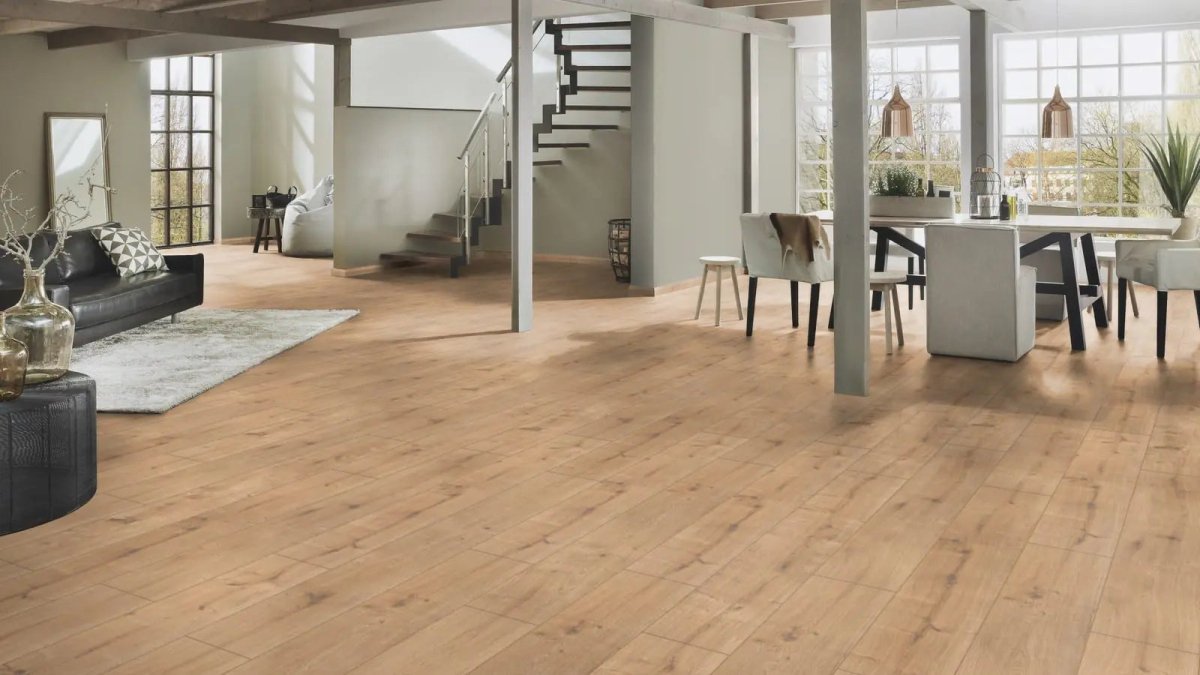 Kronoflooring-Variostep-Classic-New-England-Oak-Landhausdiele-Laminat-1-2