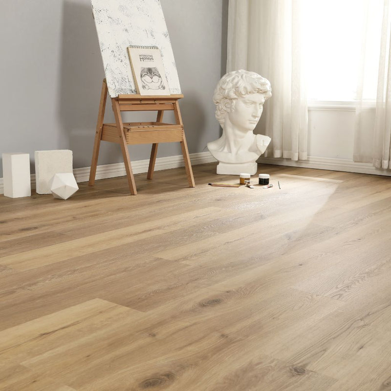 Klick Vinyl Eiche Spring Light mit Trittschall im Wohnraum, Landhausdielen in warmer Holzoptik von Floor4all