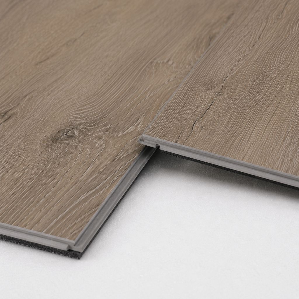 Detailaufnahme der Klick-Verbindung des Vintage Risseiche Vinylbodens – robustes Fold-Down-System für einfache Selbstverlegung