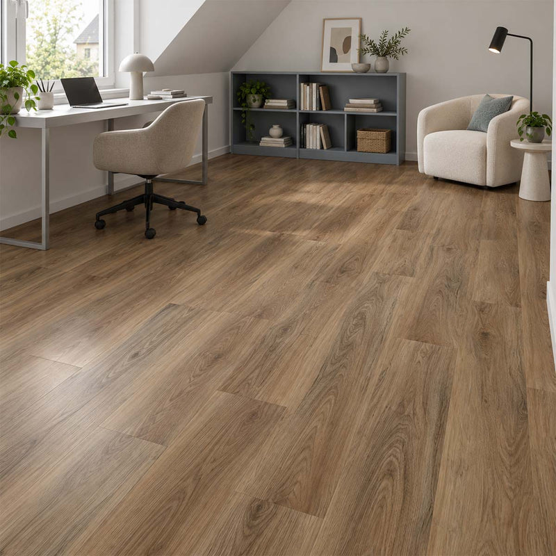 Klick Vinylboden Nussbaum Natur XL mit Trittschalldämmung im Arbeitszimmer unter der Dachschräge – Floor4All.