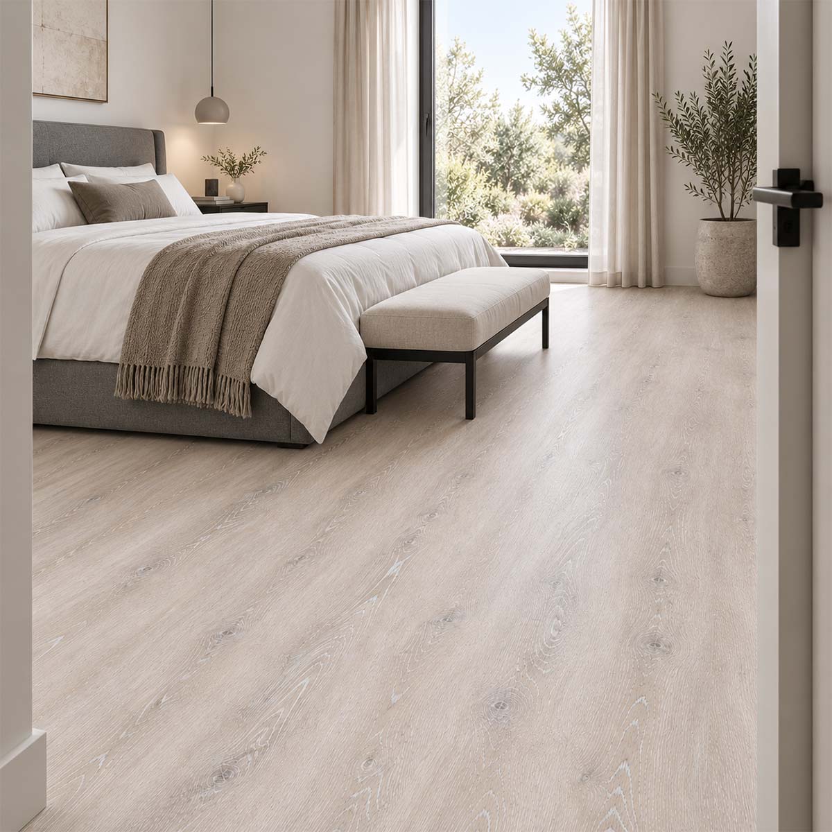 Klick Vinylboden Tarkett Starfloor Eiche Beige in einem hellen Schlafzimmer