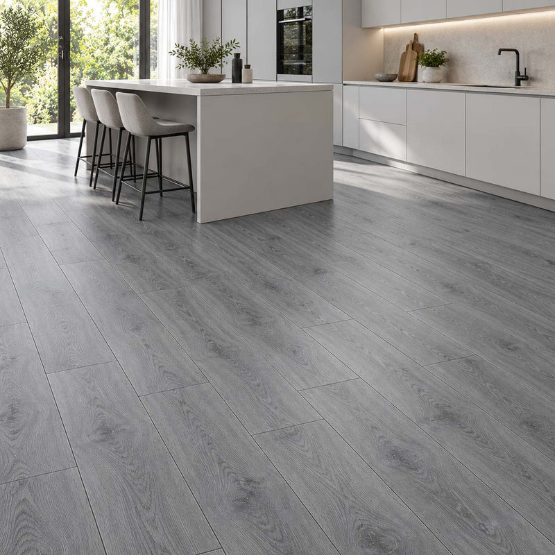 Laminat Kronotex Tomahawk Oak Landhausdiele als Restposten von Floor4All in einer modernen Küche