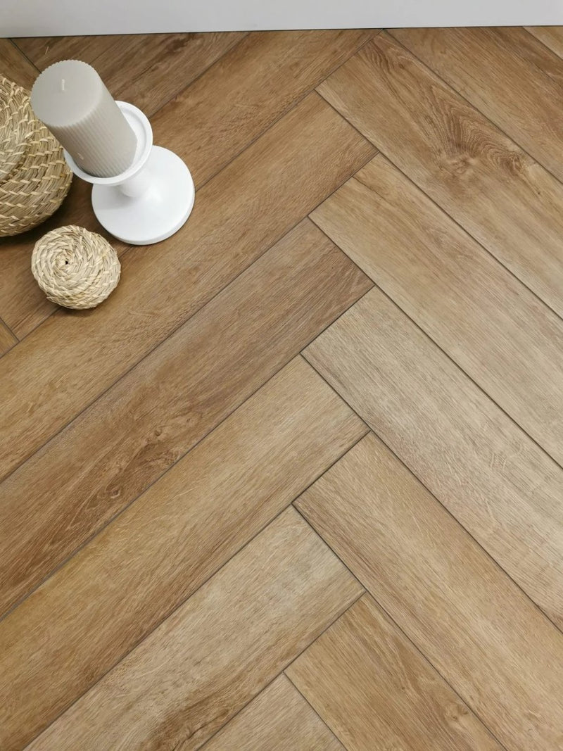 Klick Vinylboden Fischgrät Herringbone Nicki mit Trittschalldämung und wasserfest - Floor4all