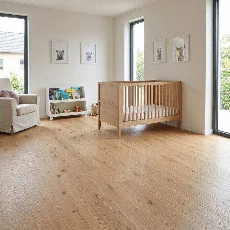 Gebürstete Parkett-Landhausdiele 190 x 1900 mm im Kinderzimmer verlegt