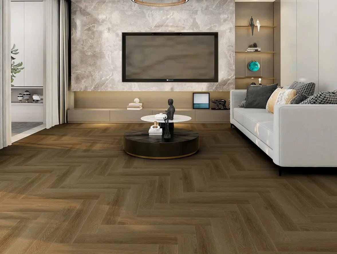 Klick Vinyl Herringbone Fischgrät Royal Pine mit integrierter Trittschalldämmung