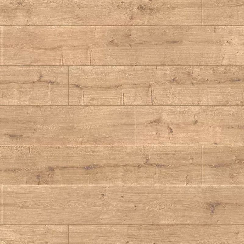 Laminat Klick Kronoflooring New England Oak Landhausdiele verlegt - Gesamtansicht des verlegten Bodens mit Landhausdielenformat, natürliche Holzmaserung, fugenlose Optik, warmer Oak-Ton, charakteristische Äste und Struktur - Floor4all
