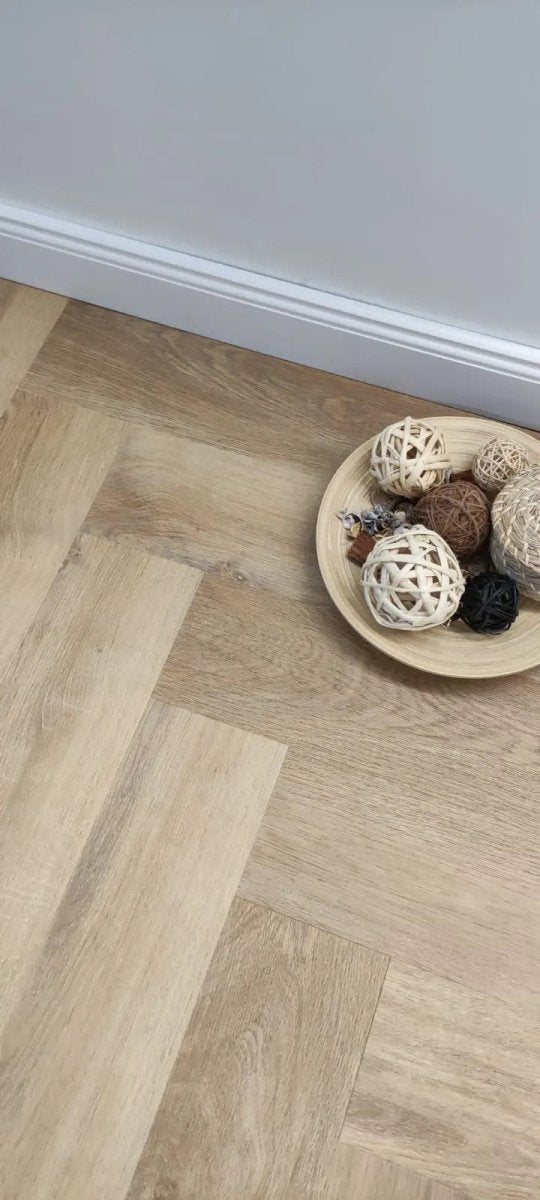 Klick Vinylboden Herringbone Alteno