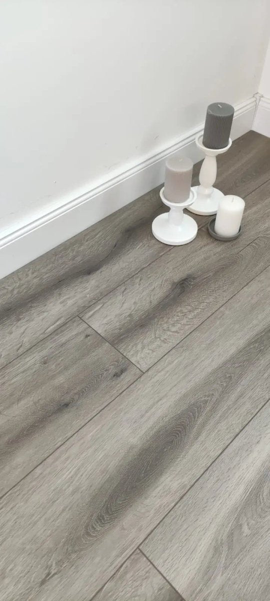 Premium_Authentic_Middle_grey
