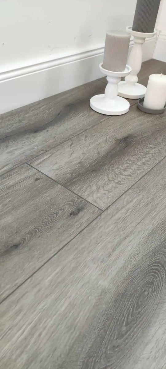 Premium_Authentic_Middle_grey