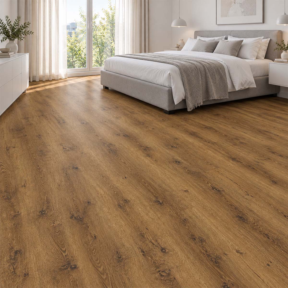 Designboden Vinyl Haro Eiche Verona mit Kork Trittschall im hellen Schlafzimmer mit Polsterbett – Restposten bei Floor4All.