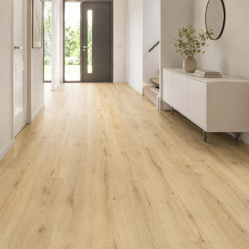 Klebevinyl Eiche Norman als heller Holzoptikboden im Flur