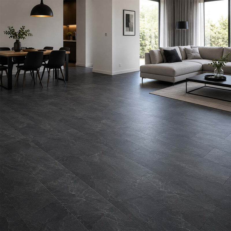 Klick Laminat Classen VisioGrande Ölschiefer im modernen Wohnzimmer mit dunkler Schieferoptik