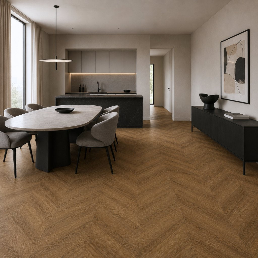 Moderne Küche und Essbereich mit dunklem Chevron Designboden – elegantes Herringbone-Parkett in Eiche 