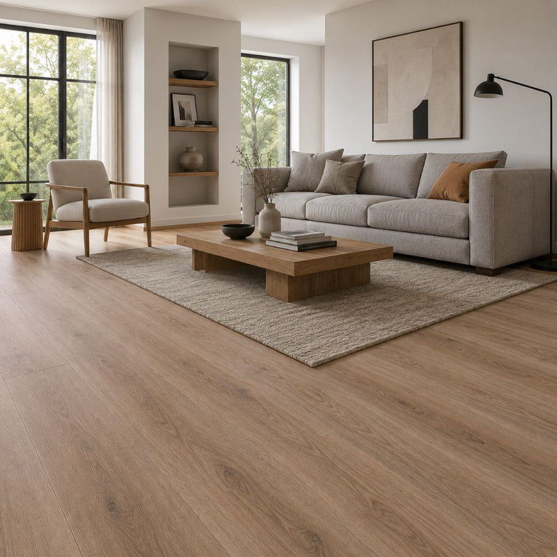 Modernes Wohnzimmer mit Klick Vinyl Eiche Padua Landhausdiele zeigt zeitlose elegante Holzschönheit im Alltag