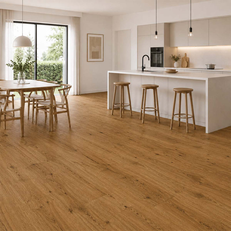 Klick Vinyl Herbst Eiche in moderner Küche mit Essbereich und natürlicher Holzoptik