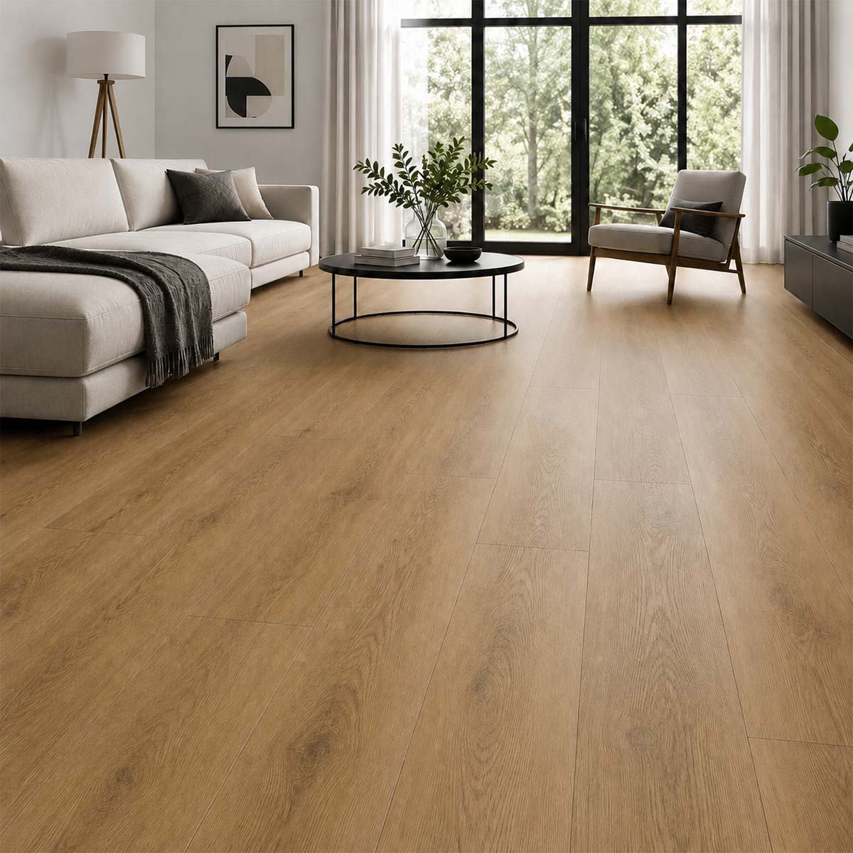 Klick Vinyl Prime Eiche Light mit Trittschall in einem modernen hellen Wohnzimmer