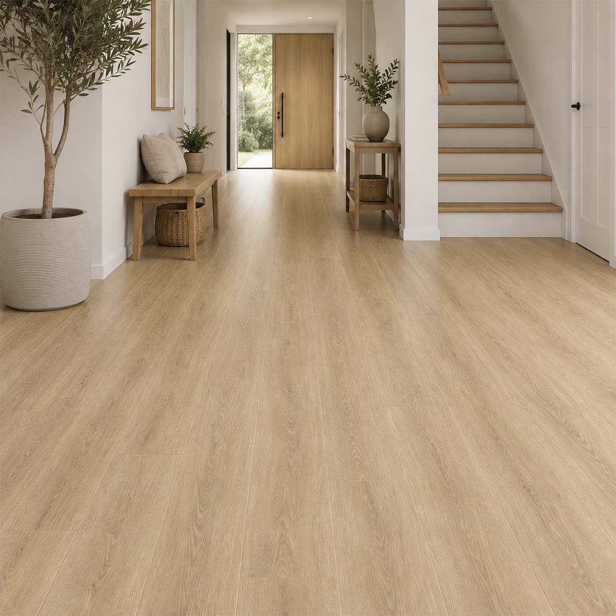 Laminat Kronotex Robusto Phalsbourg Eiche Landhausdiele in einem modernen Flur