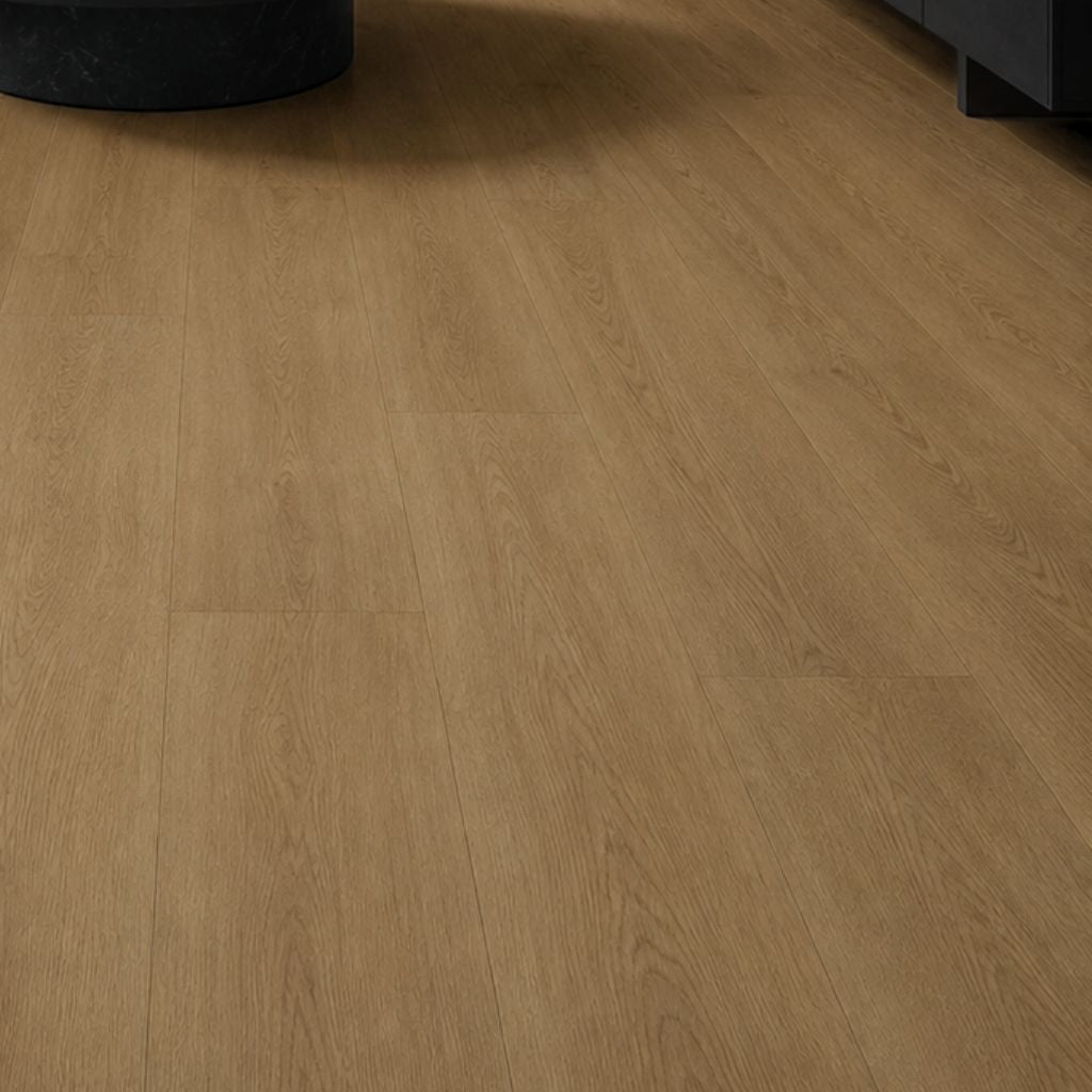 Laminat Kronotex Exquisit Natural Pine Landhausdiele, Nahaufnahme der hellen Holzoptik von Floor4all